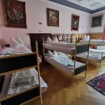 Hummel - Historische Stadtvilla Mit Garten Hostal *