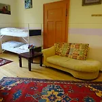 Hostel Hummel - Historische Stadtvilla Mit Garten
