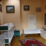 Hummel - Historische Stadtvilla Mit Garten Hostel Weimar (Thüringen)