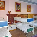 Hostel Hummel - Historische Stadtvilla Mit Garten