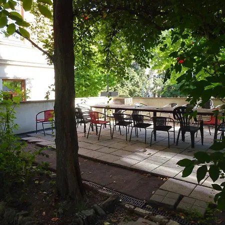 Hummel - Historische Stadtvilla Mit Garten Hostel