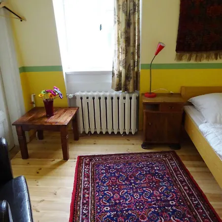 Hostel Hummel - Historische Stadtvilla Mit Garten