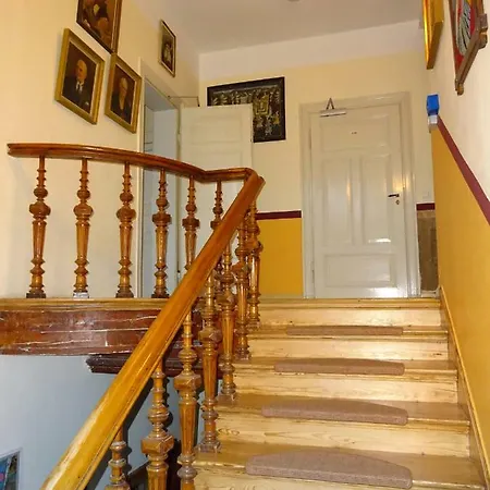Hummel - Historische Stadtvilla Mit Garten Hostel *