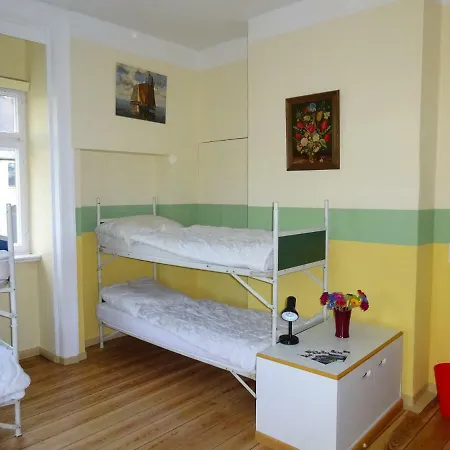 Hummel - Historische Stadtvilla Mit Garten Hostel Weimar (Thuringia)