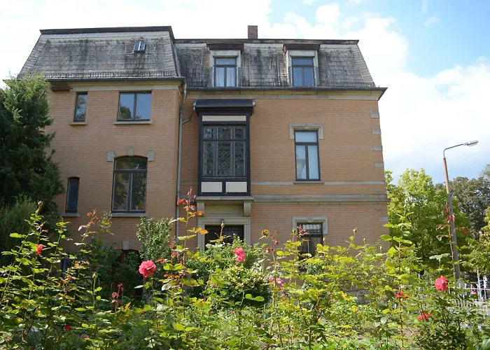Vandrarhem Hummel - Historische Stadtvilla Mit Garten Weimar (Thuringia)
