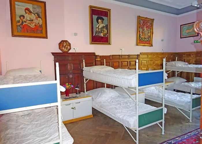 Hostel Hummel - Historische Stadtvilla Mit Garten