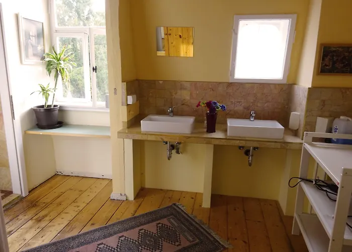 Hummel - Historische Stadtvilla Mit Garten Hostel