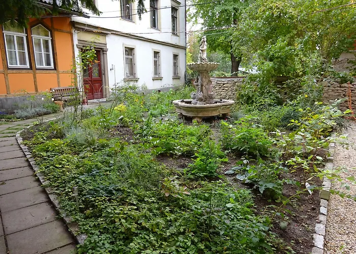 Hummel - Historische Stadtvilla Mit Garten