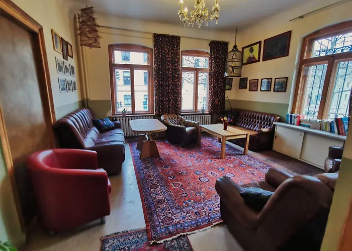 Hostel Hummel - Historische Stadtvilla Mit Garten *