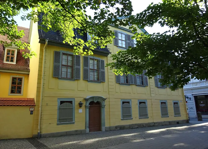 Hummel - Historische Stadtvilla Mit Garten Hostel Weimar (Thuringia)