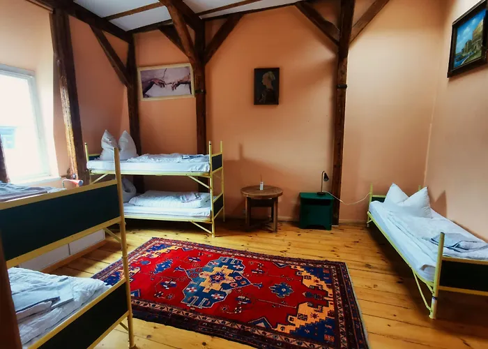 Hostel Hummel - Historische Stadtvilla Mit Garten Weimar (Thuringia)